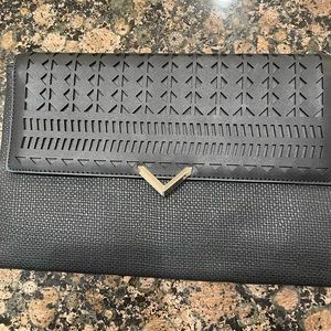 Stella & Dot black clutch